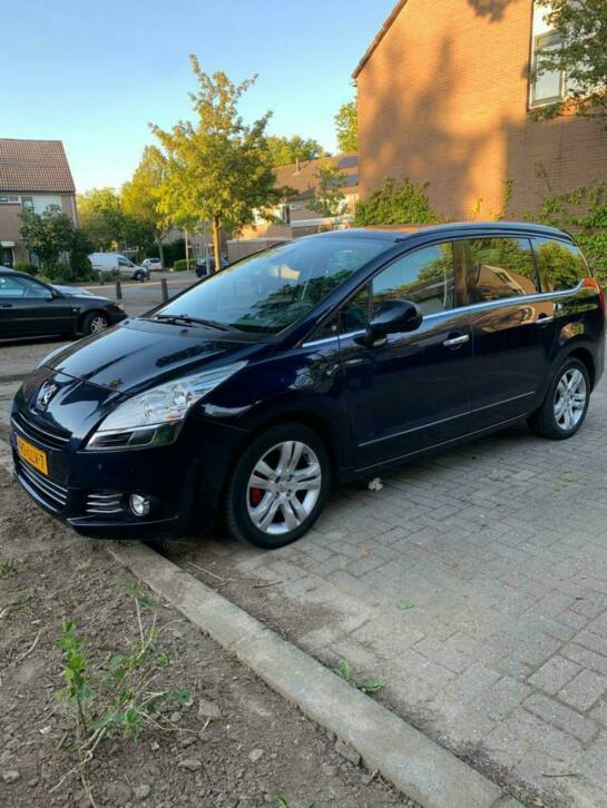 Peugeot 5008 1.6 THP 7PL 2010 Blauw NAP
