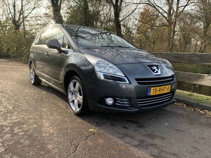 Peugeot 5008  Pano  Automaat  7 Pers  Dvd  Navigatie