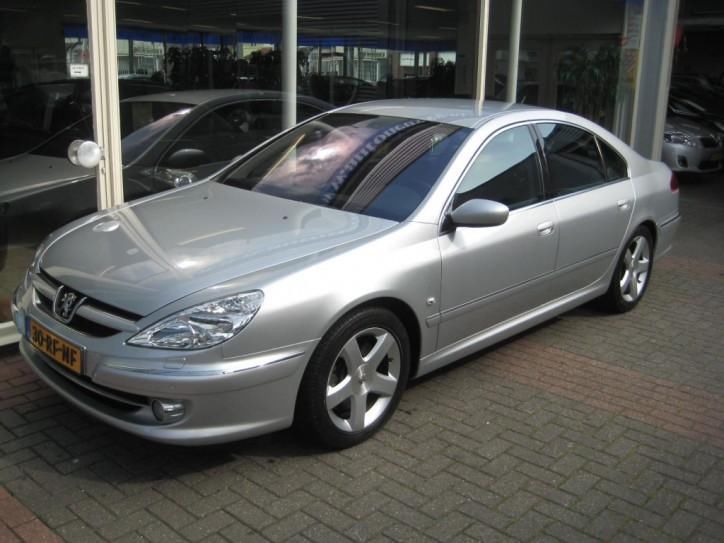 Peugeot 607 3.0-24V AUTOMAAT LEDER NAVI XENON 215 PK 17 INCH