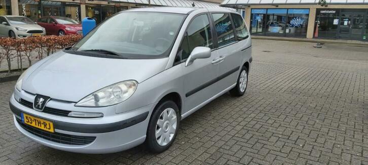 Peugeot 807 goed onderhouden familie-auto 2.0 16V 2006 Grijs