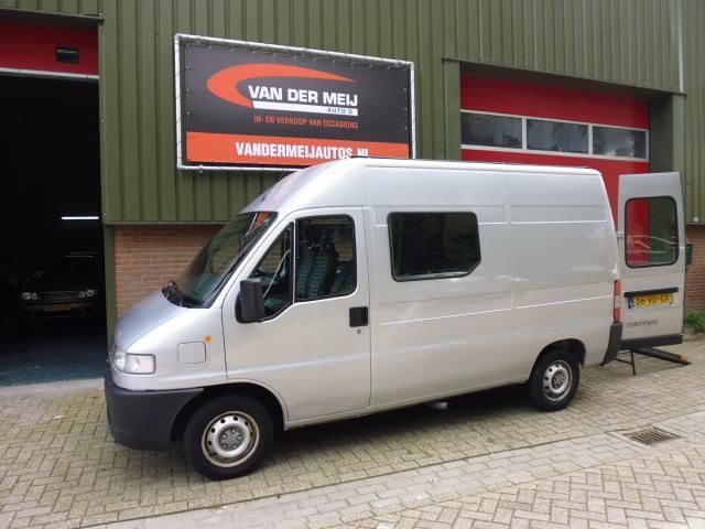 Peugeot Boxer 320 MH 2.5 rolstoelbus