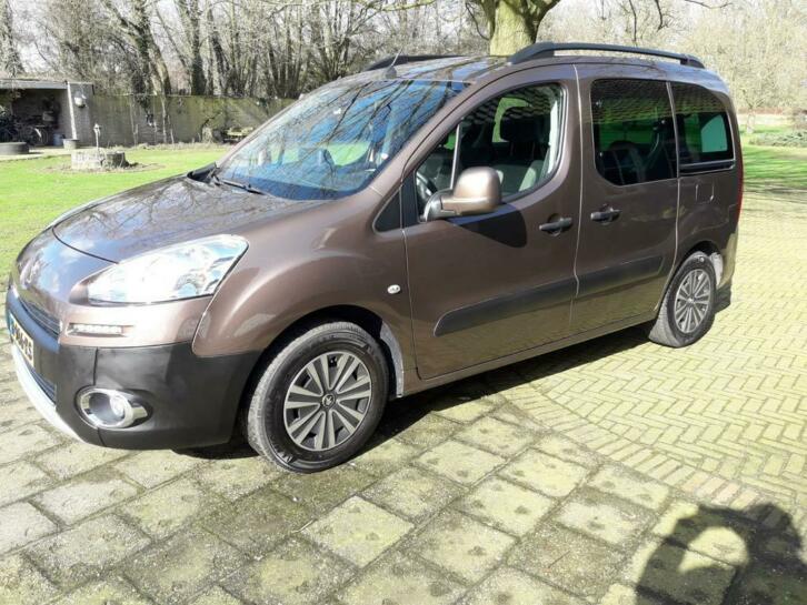 Peugeot Partner Tepee 1.6 72KW 5PL 2015 navigatie clima