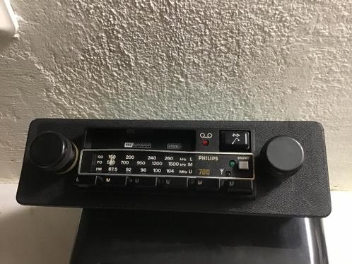 Philips auto radiocassette type 700 uit 1979 stereo