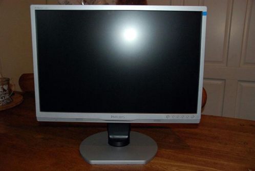 Philips Brilliance 220P - 22 inch LCD monitor