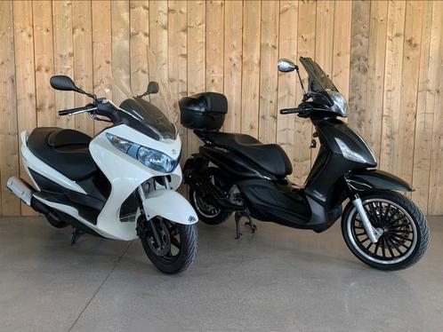 Piaggio Beverly 300 amp Suzuki burgman 200 2E HANDS