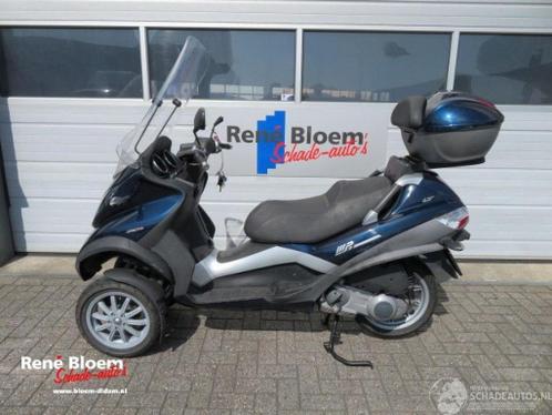 Piaggio MP3 250 LT iE (bj 2009)