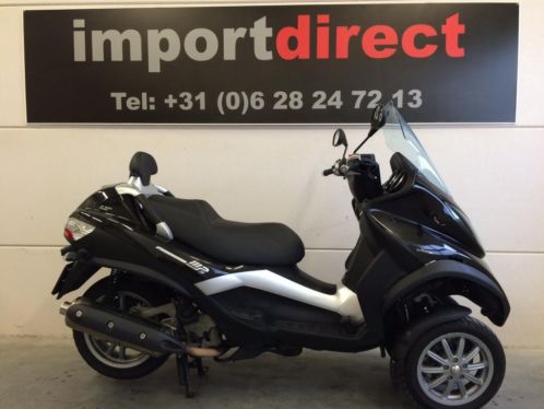 Piaggio MP3 400ie LT AUTORIJBEWIJS 2010 schade