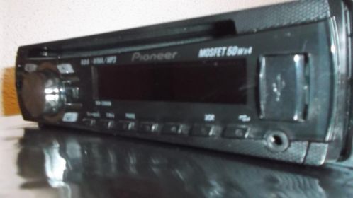 Pioneer auto radiocdmp3usb player