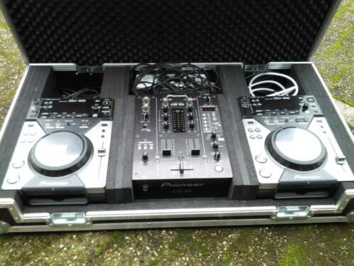 Pioneer CDJ-400 met flightcase