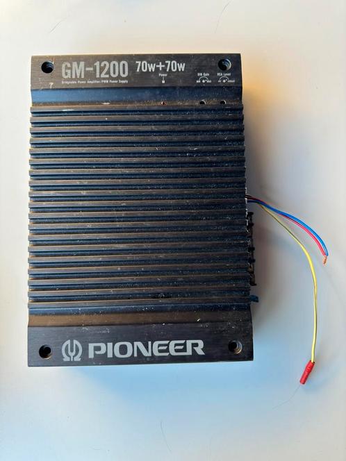 Pioneer GM-1200 versterker