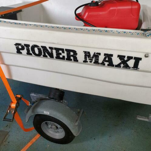 Pioneer maxi met trailer en motor