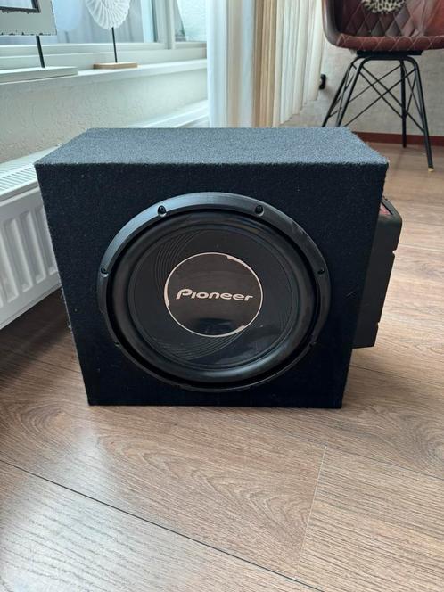 Pioneer subwoofer