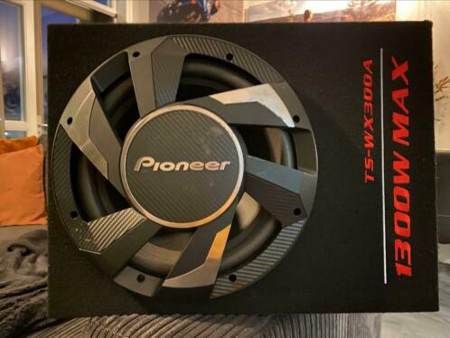 Pioneer subwoofer