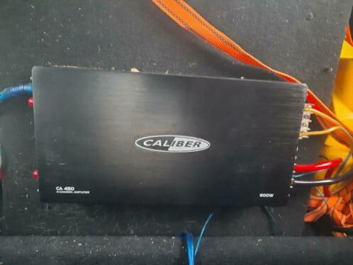 Pioneer subwoofer met een 600watt caliber versterker