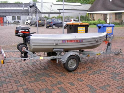 Pioner 10 roeiboot incl. trailer en motor