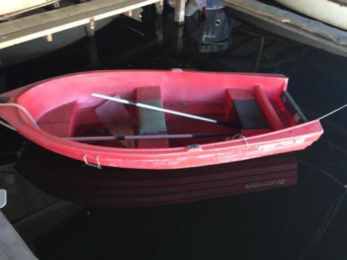Pioner roeiboot met 4pk yamaha