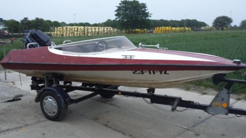 piranha speedboot met trailer