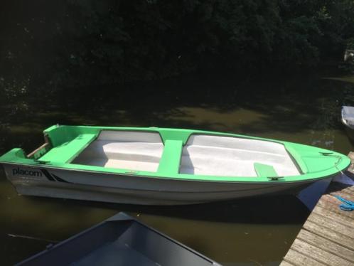 Placom roei visboot