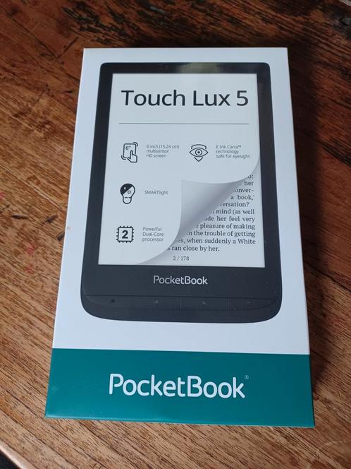 PocketBook Touch Lux 5 e reader