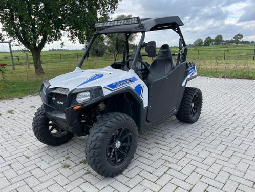 Polaris RZR 570 buggy