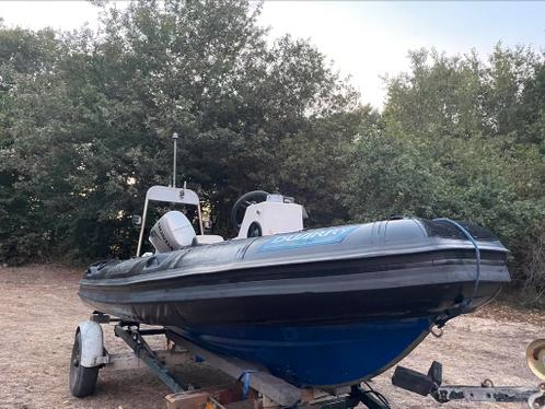 Politie Duarry 4m hypalon rib met 30 pk Honda viertakt