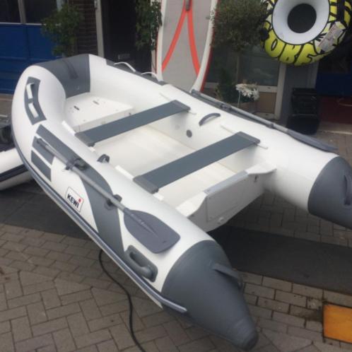 Polyester RIB 270, 300, 330, 360 Lang met Hijsogen.