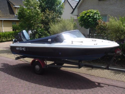 Polyester speedbootje 40 pk autolube yamaha