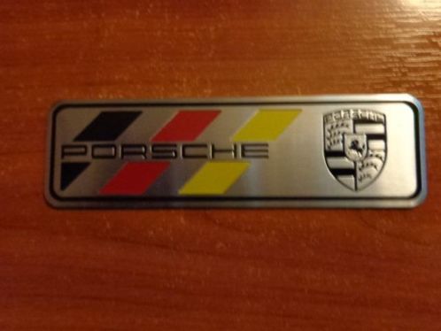Porsche embleem  logo alluminium