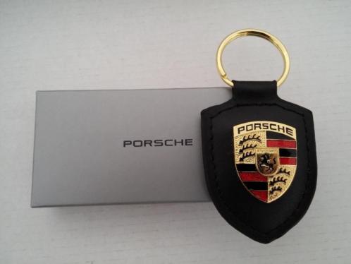 Porsche sleutelhanger goudkleurig, porsche sleutel