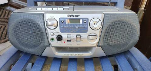 Portable sony cd radio cassette - corder