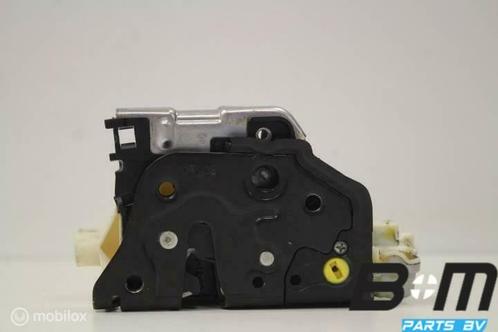 Portierslot LA Volkswagen Touareg 7P 4G0839015