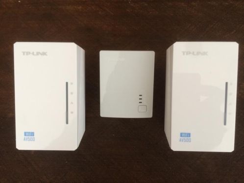 Powerline adapter set AV500 plus WiFi