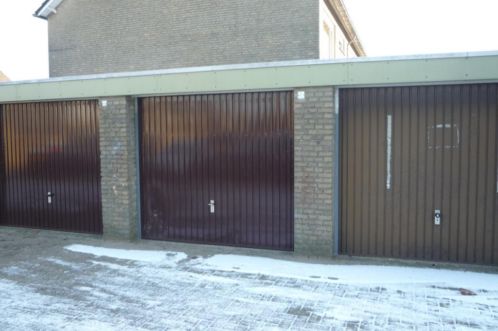 Prachtig gelegen HOEK GARAGEBOX IN VIANEN (UT)