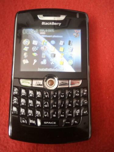 Prachtige BlackBerry 8800 met nieuwe batterij.