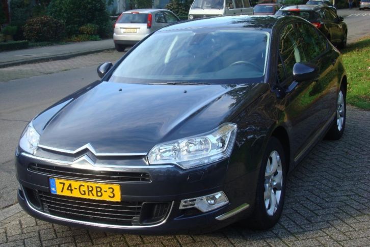 Prachtige Citroen C5 business uitvoering - APK tot mei 2016