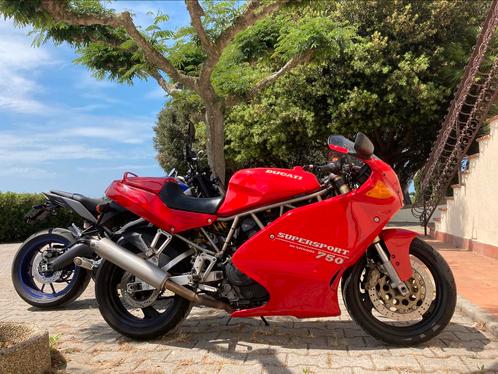Prachtige Ducati 750 Supersport uit 1993 te koop