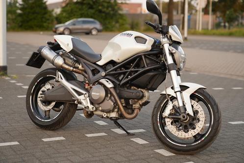Prachtige Ducati Monster 696 (2008) - in zeer goede staat