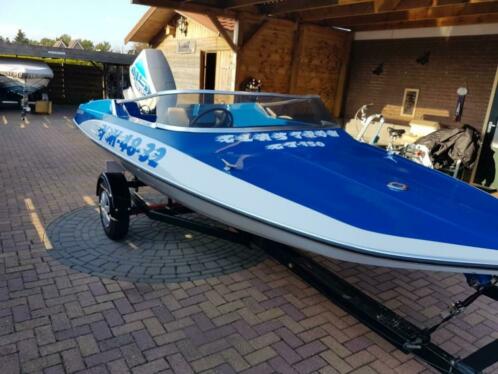 Prachtige Glastron GT-150 met super fijne suzuki 115pk motor