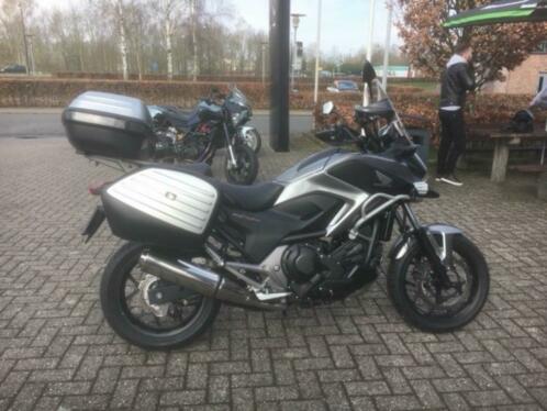 Prachtige Honda NC 750 x met DCT