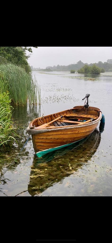 Prachtige houten roeiboot