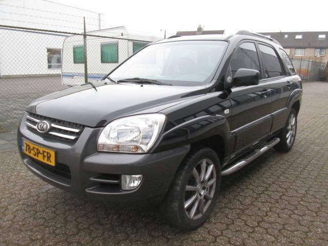 Prachtige Kia Sportage 2.0 2006 zwart te koop met nieuwe APK