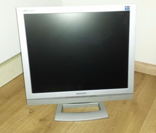 Prachtige Medion MD 32119 PR 19 inch LCD monitor aangeboden
