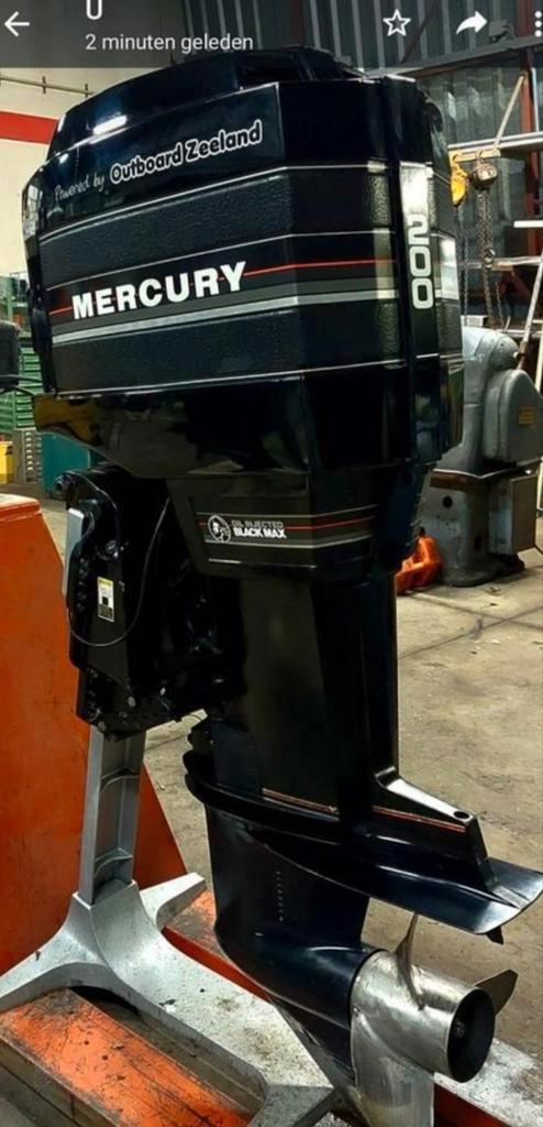 Prachtige Mercury Black Max 200 pk olie injectie
