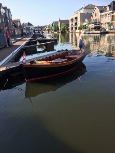 Prachtige mooie sloep in nieuw staat