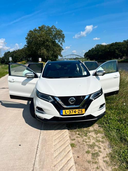 Prachtige Nissan Qashqai 1.6 Wit meest luxe uitvoering