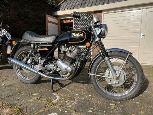 Prachtige Norton Commando Roadster 750 Motor 1971