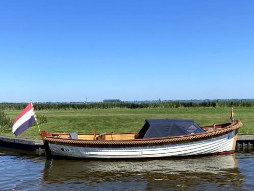 Prachtige polyester sloep -7,85 m- mahonie en teak betimmerd