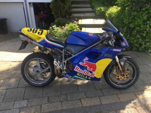 Prachtige Red Bull replica Ducati 996S