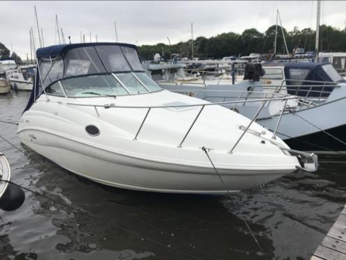 Prachtige Rinker 266 Fiesta Vee speedcruiser. z.g.a.n