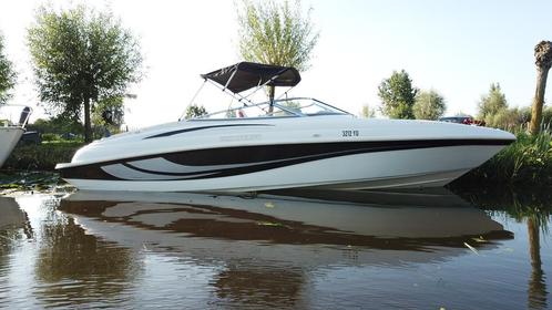 Prachtige Rinker Captiva 232 speedboot Mercury V8 5.0L 260PK